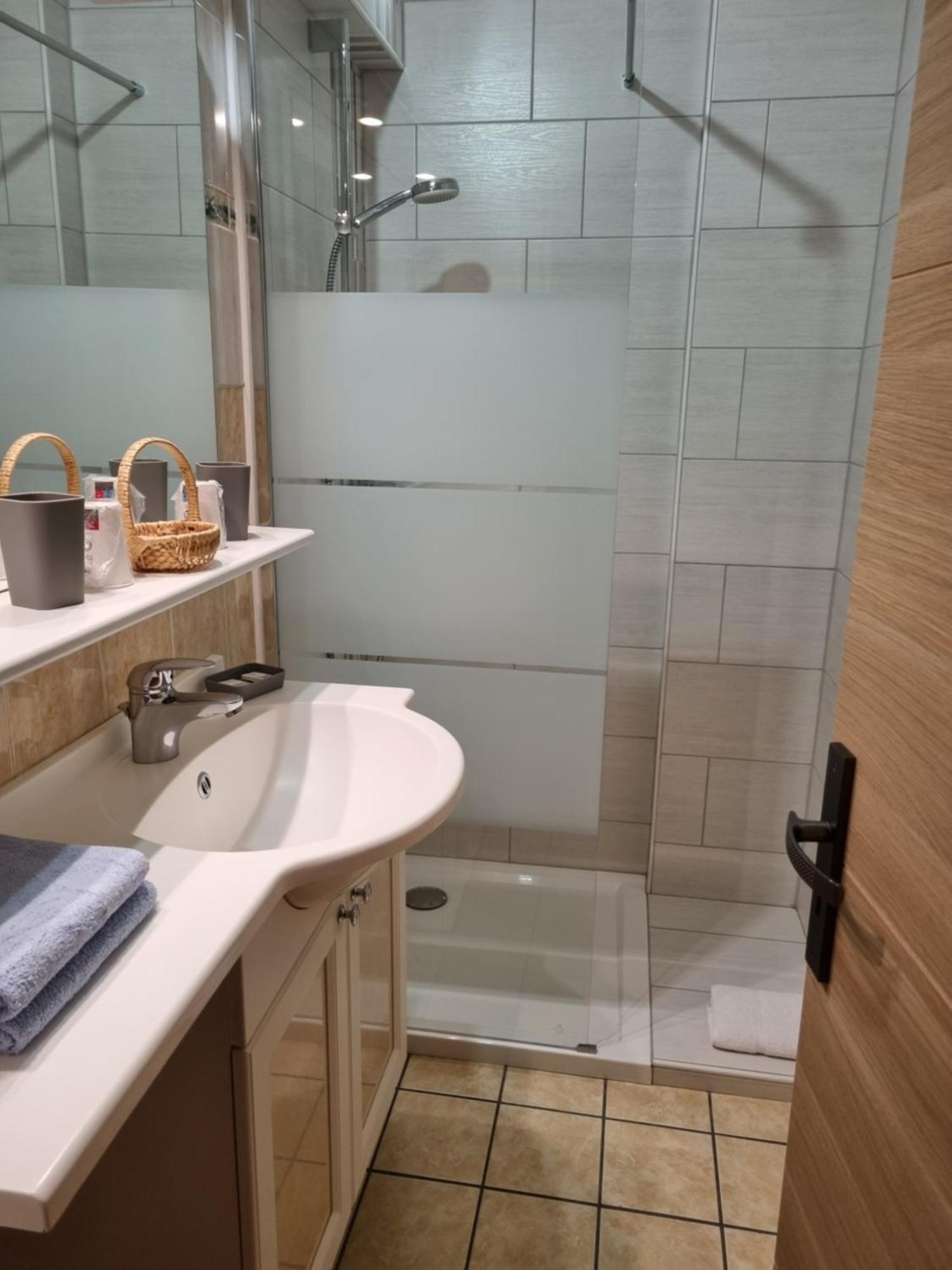 Ayse Hotel Bellevue מראה חיצוני תמונה