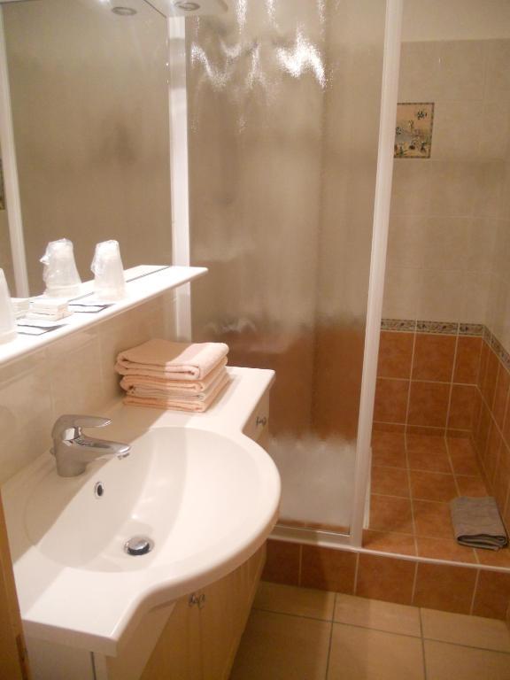 Ayse Hotel Bellevue חדר תמונה
